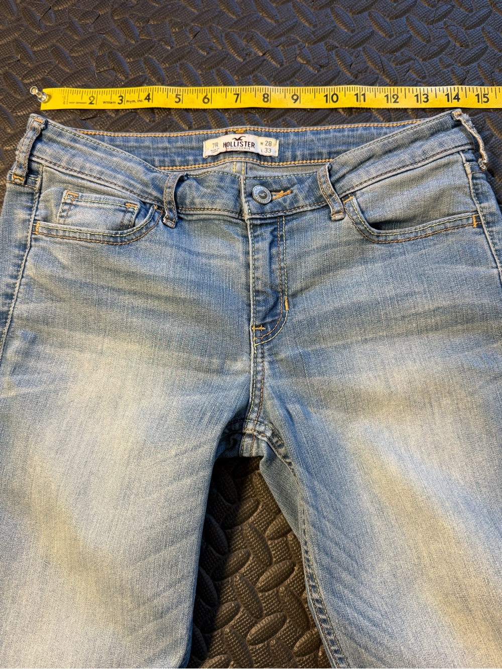 Hollister Y2K Low Rise Bootcut Light Wash Jeans Size W28 X L33 - Picture 7 of 9